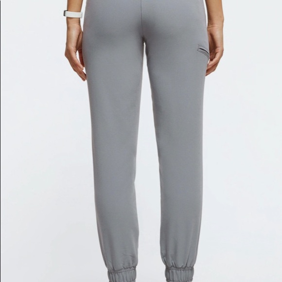 Jaanuu Women’s Essential 5 Pocket Grey Jogger Size Petite Medium - Picture 2 of 8